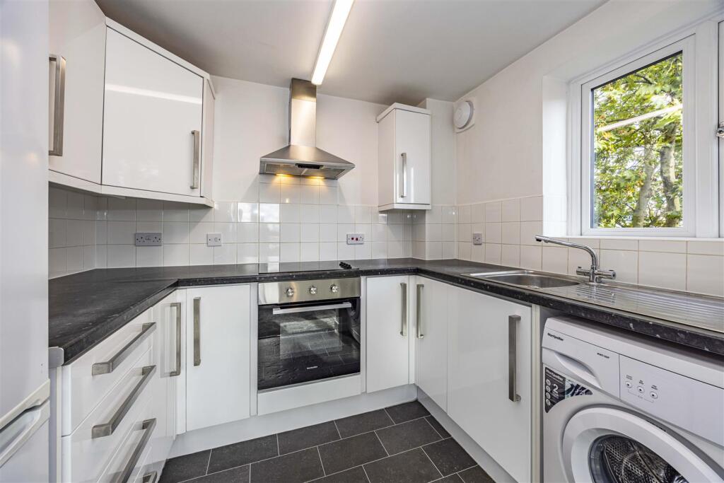 Flat7TheGatehouse-9.jpg