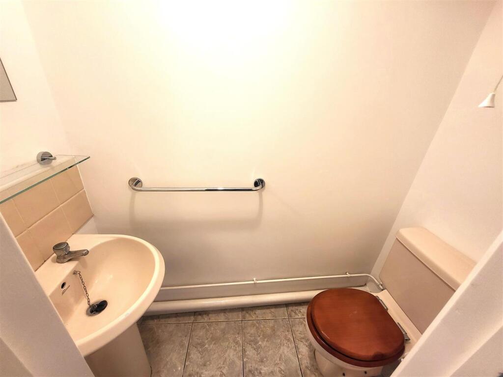 Marketing 22 Putnoe (6).jpg