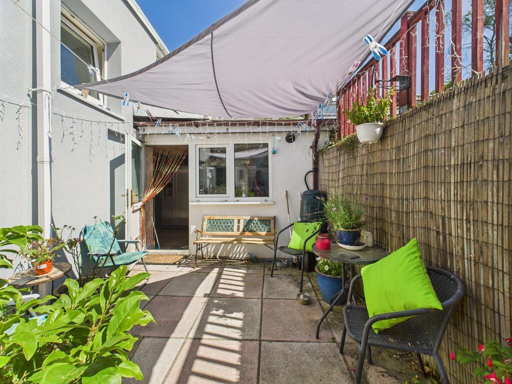 CAM02089G0-PR0524...