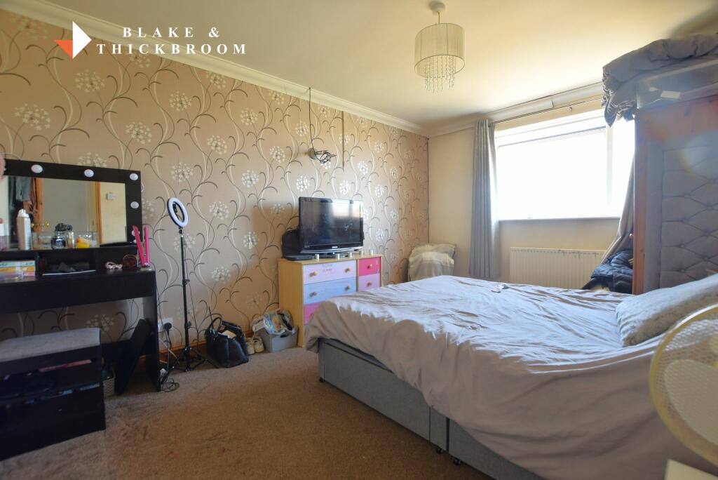 FIRST FLOOR: BEDROOM ONE