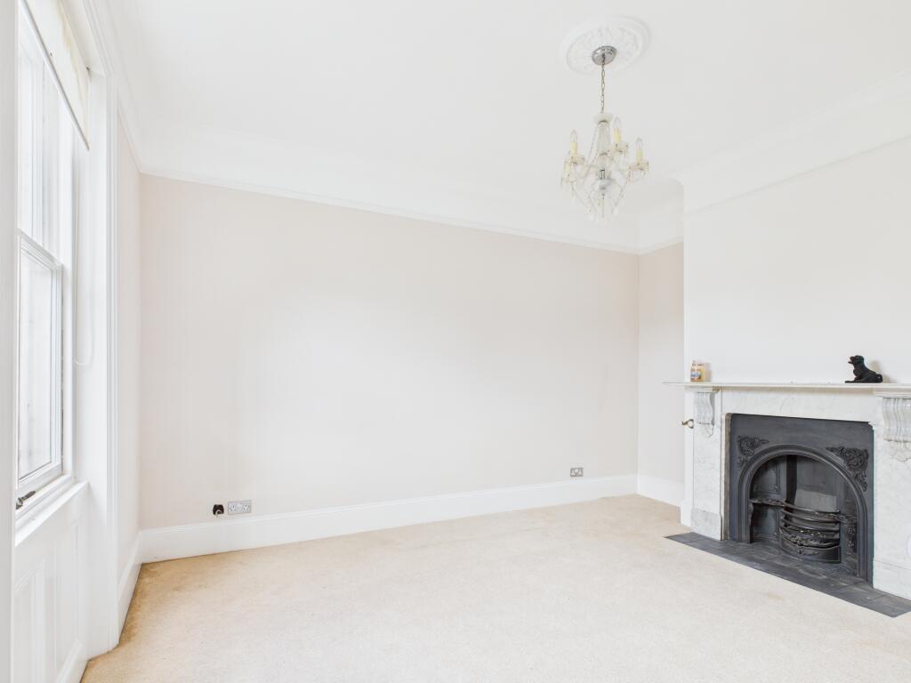 Living Room.jpg