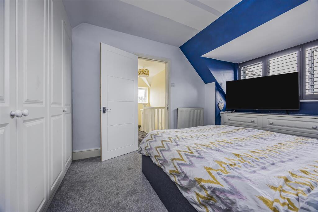 30 Uplands Road, Drayton-PorticoMarketing-SoldBy-3