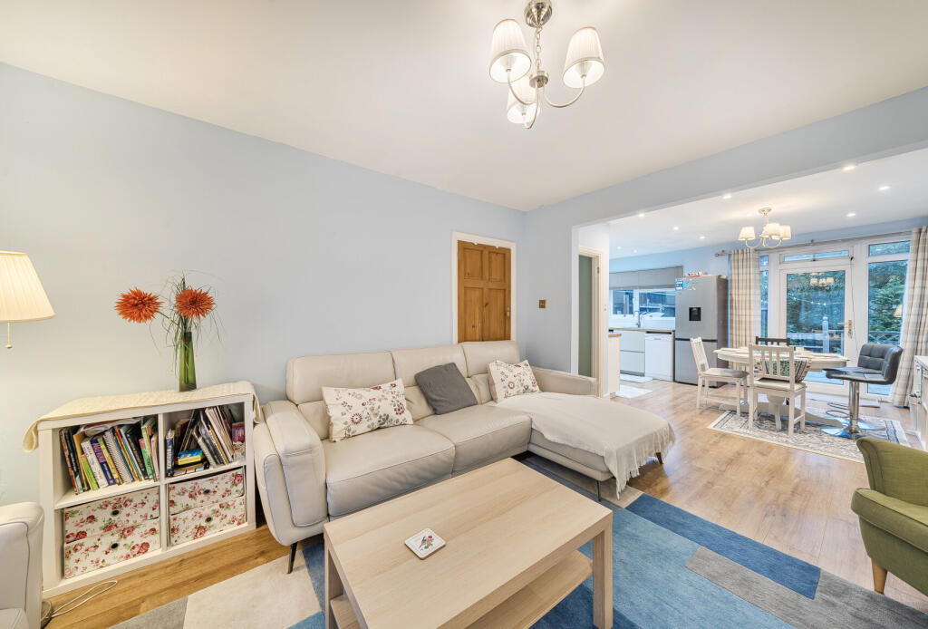 1362489-9-68e93d6...