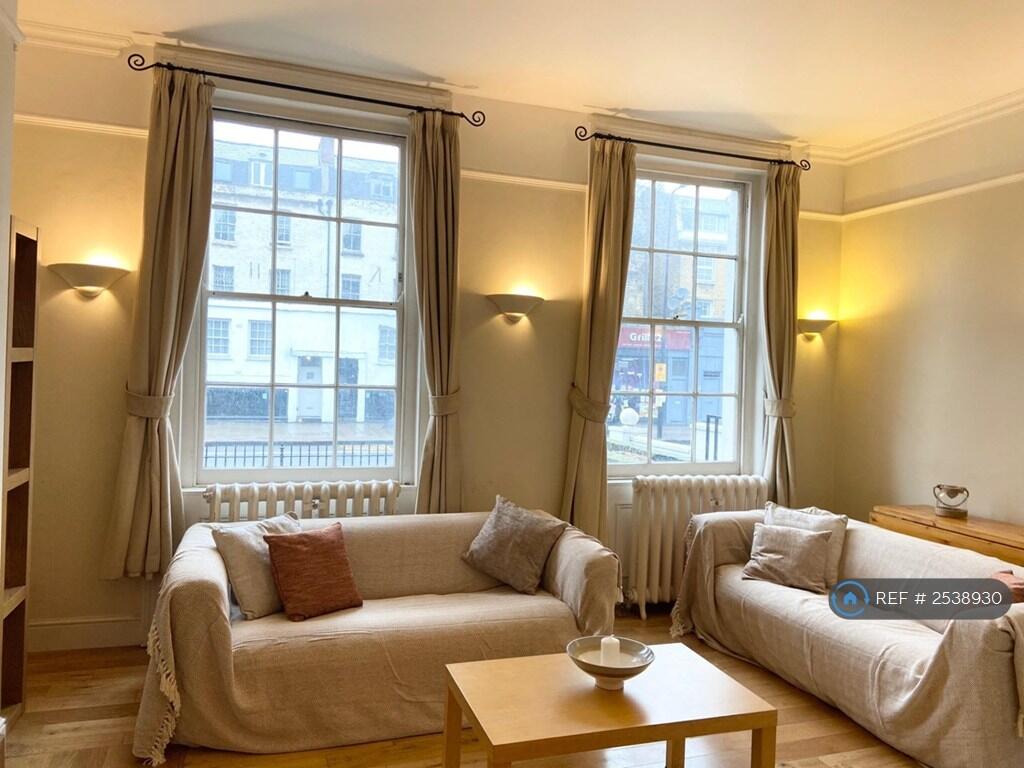 Open Plan Lounge View 1
