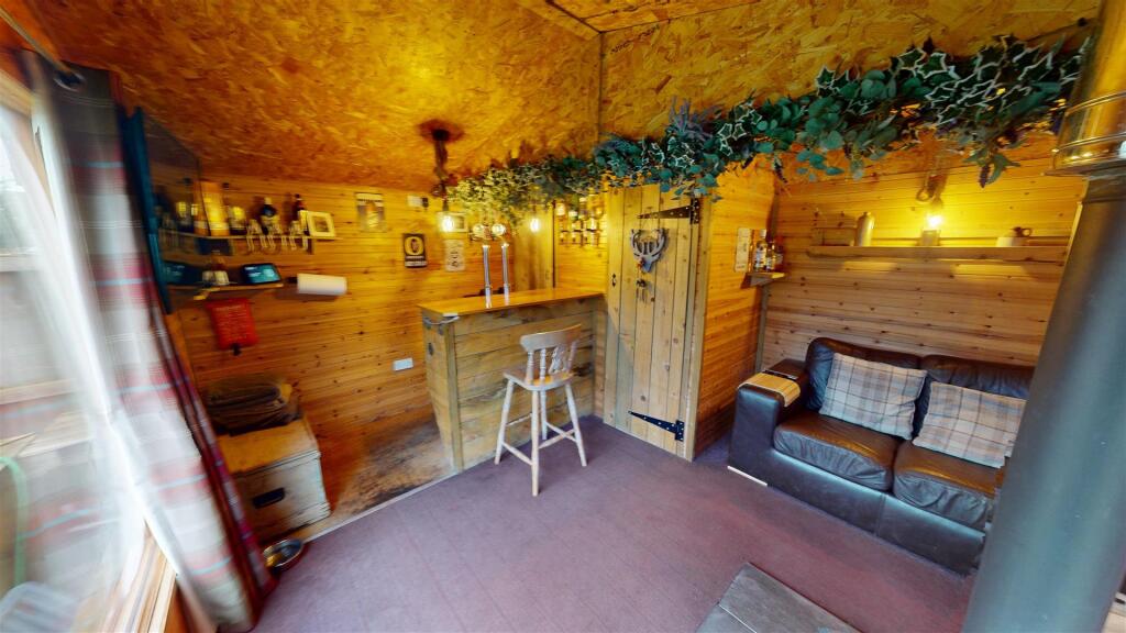 Cross Pit Lane Garden Bar