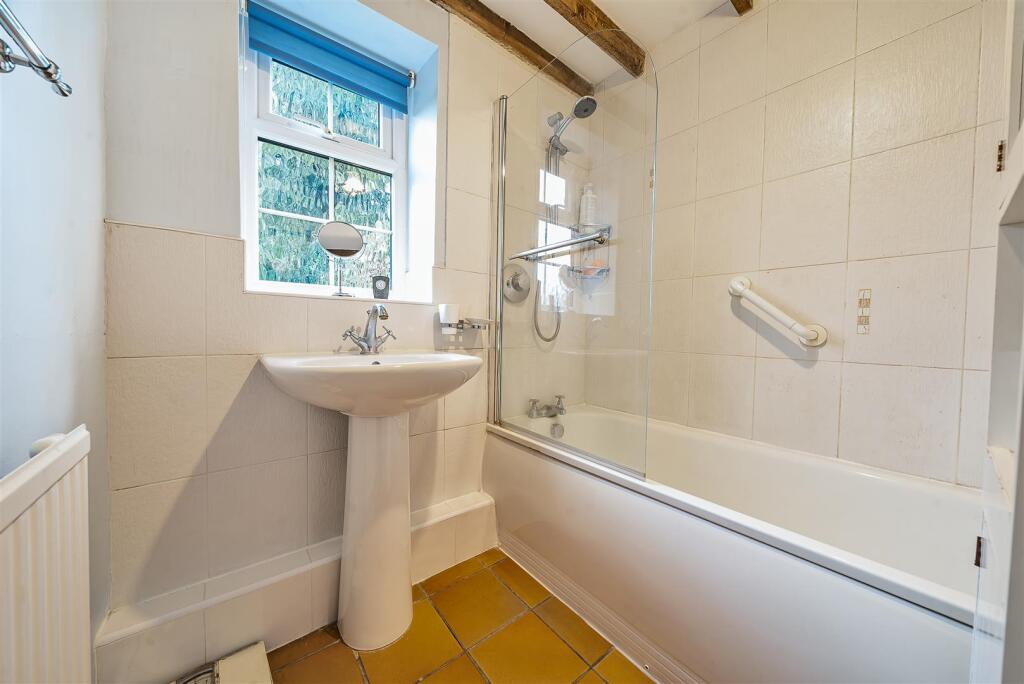 Oakbeams, 42 High Street, Blisworth (8).jpg