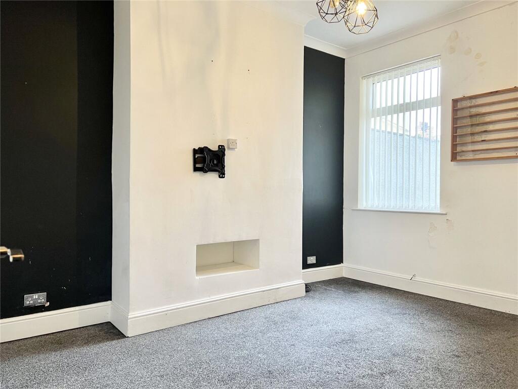 Sitting/Dining Room