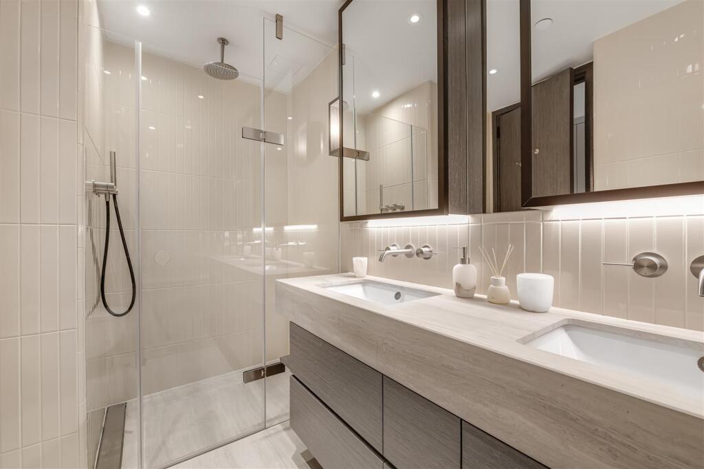 Bathroom,  Powerhouse, Eden Harper Battersea