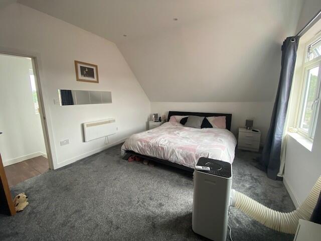 Main bedroom