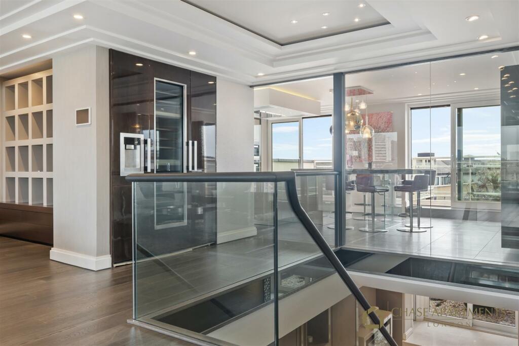 Butlers Wharf SE1 2YE-18.jpg