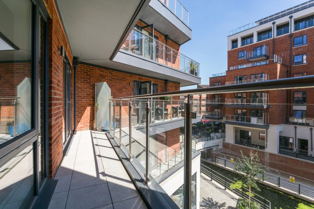Apartment 54 3049...