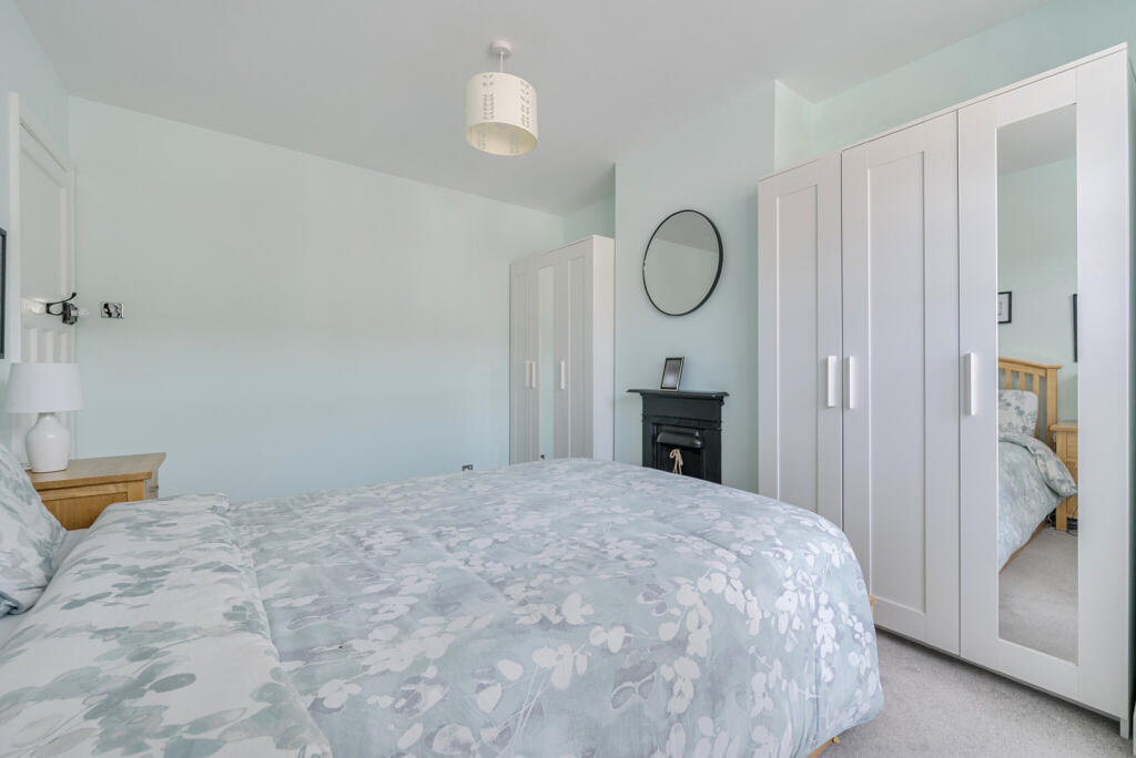 1333724-4-689a17f...