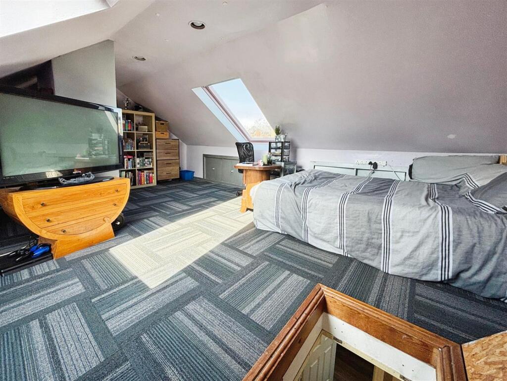 Occasional Loft Room