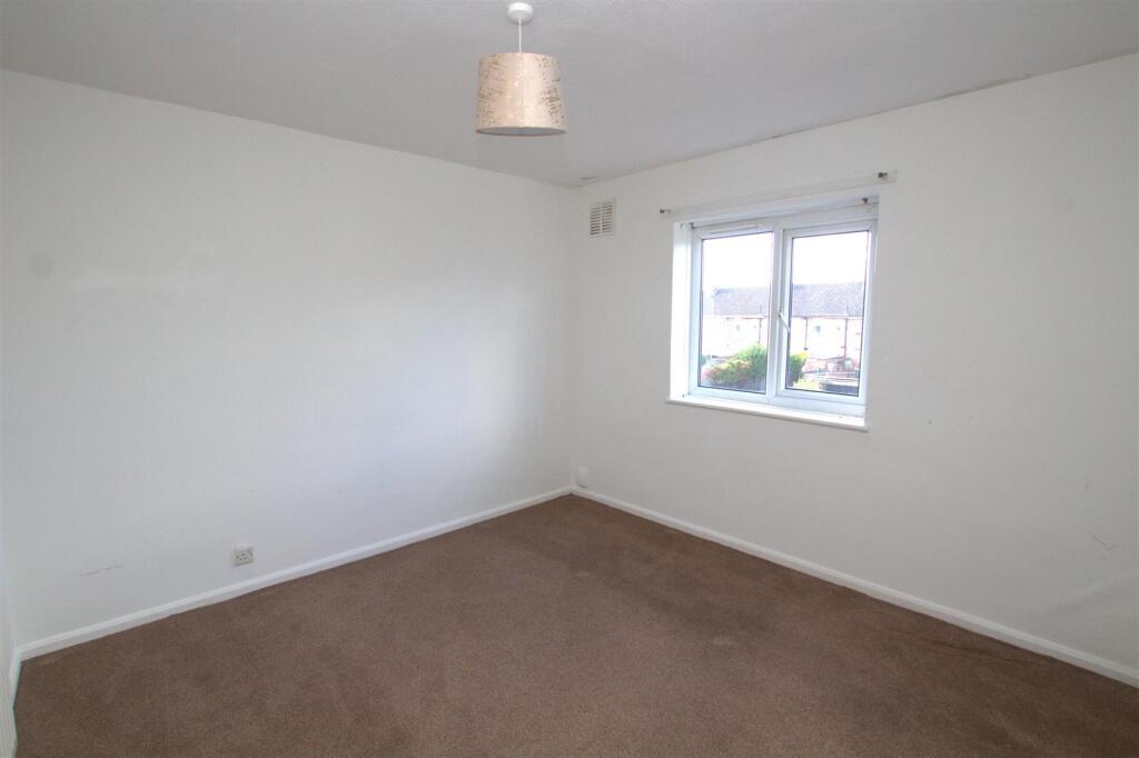 74 Hershall Master Bedroom.jpg