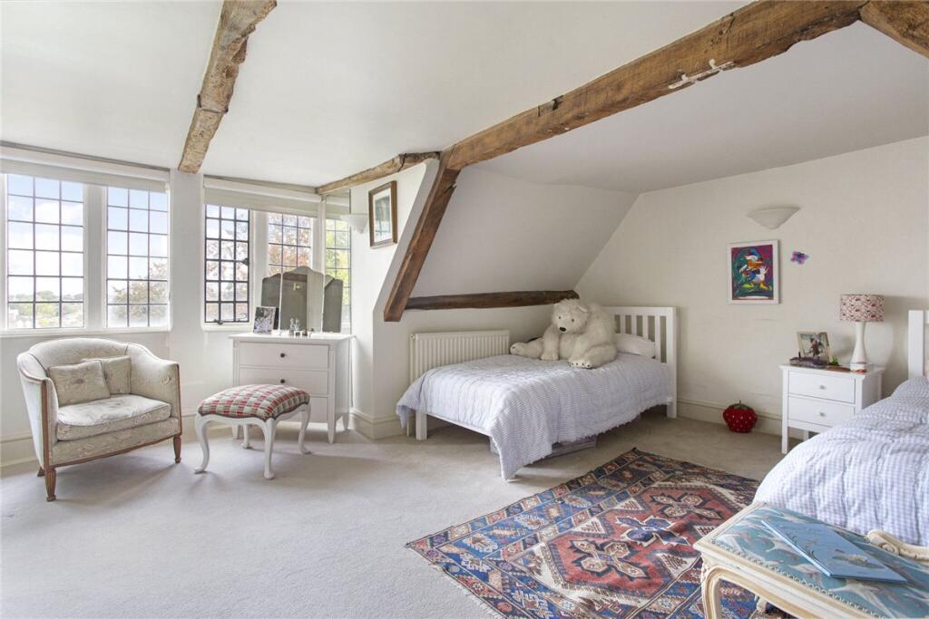 Bedroom 2nd Floor