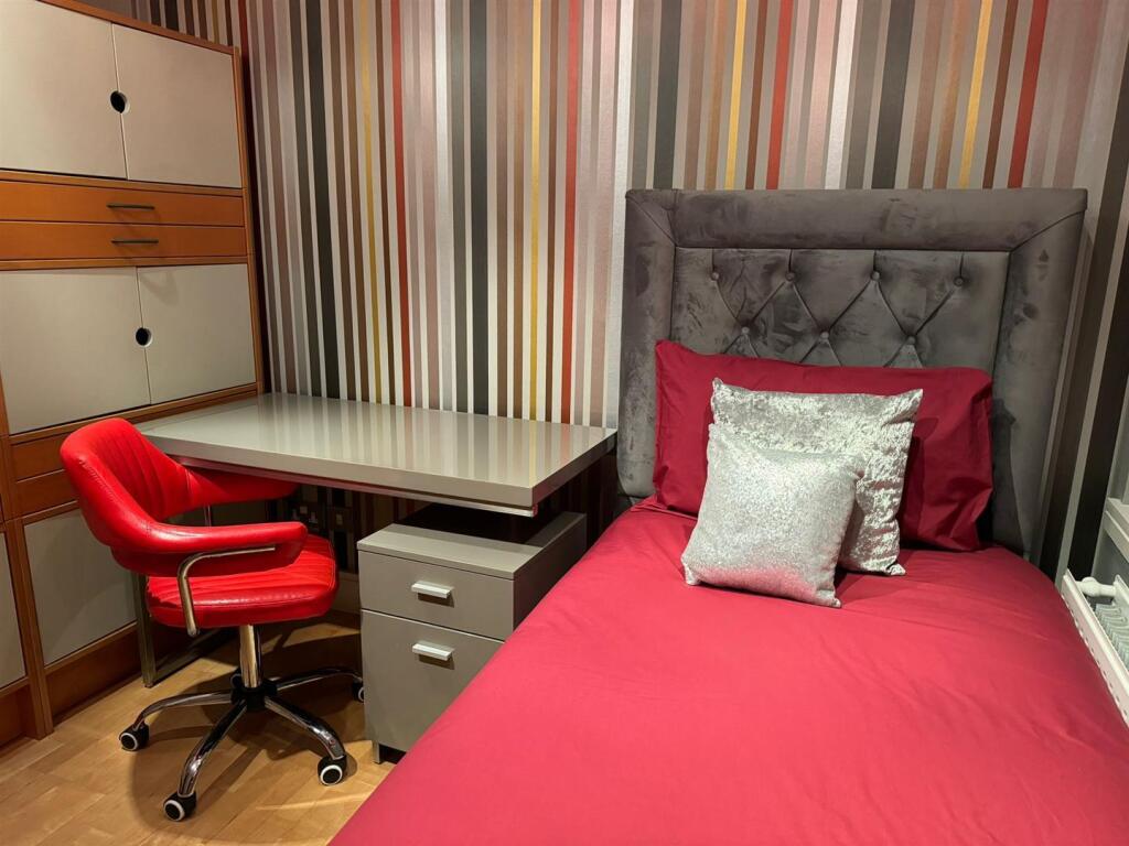 WhatsApp Image 2024-10-02 at 18.45.22_0e22169c.jpg