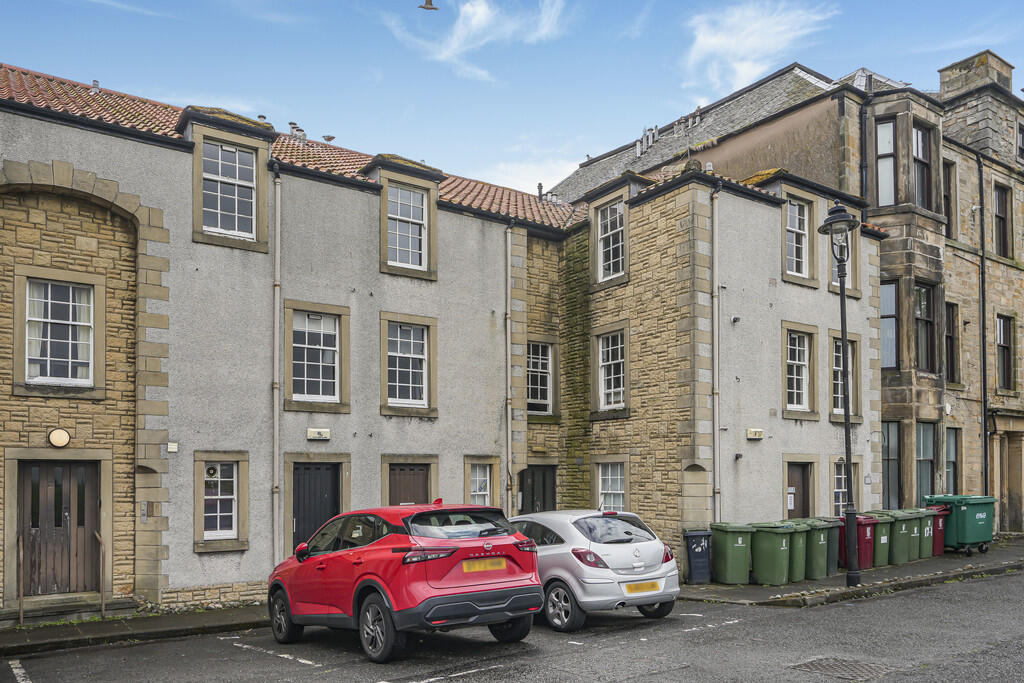 Flat 3, 23 Waggon...