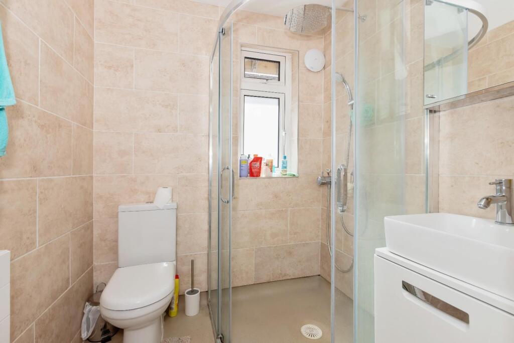 Bristol Avenue_6.jpg