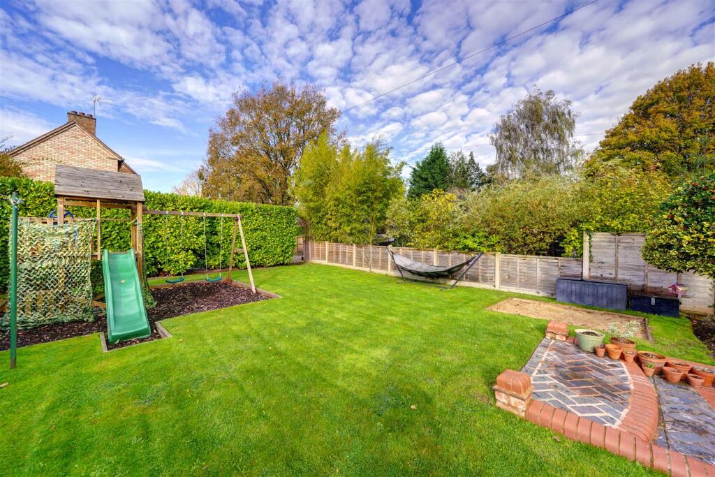 13 Apple Tree Walk (23).jpg