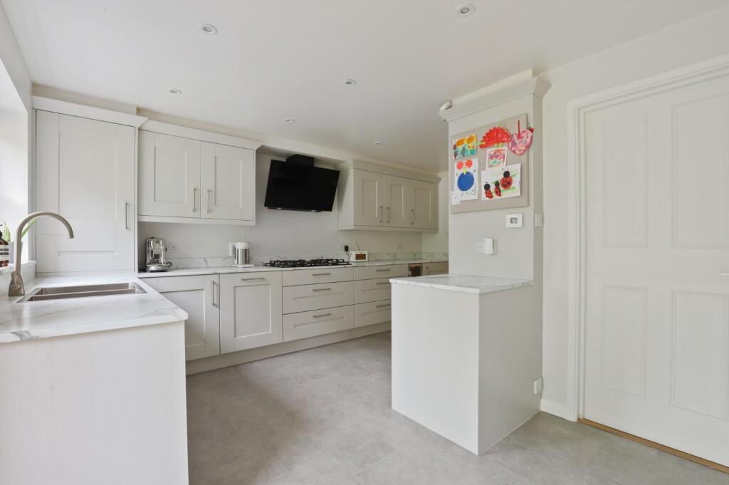 06-2a13JHPropWorld - 60 Crystal Palace Park Road -