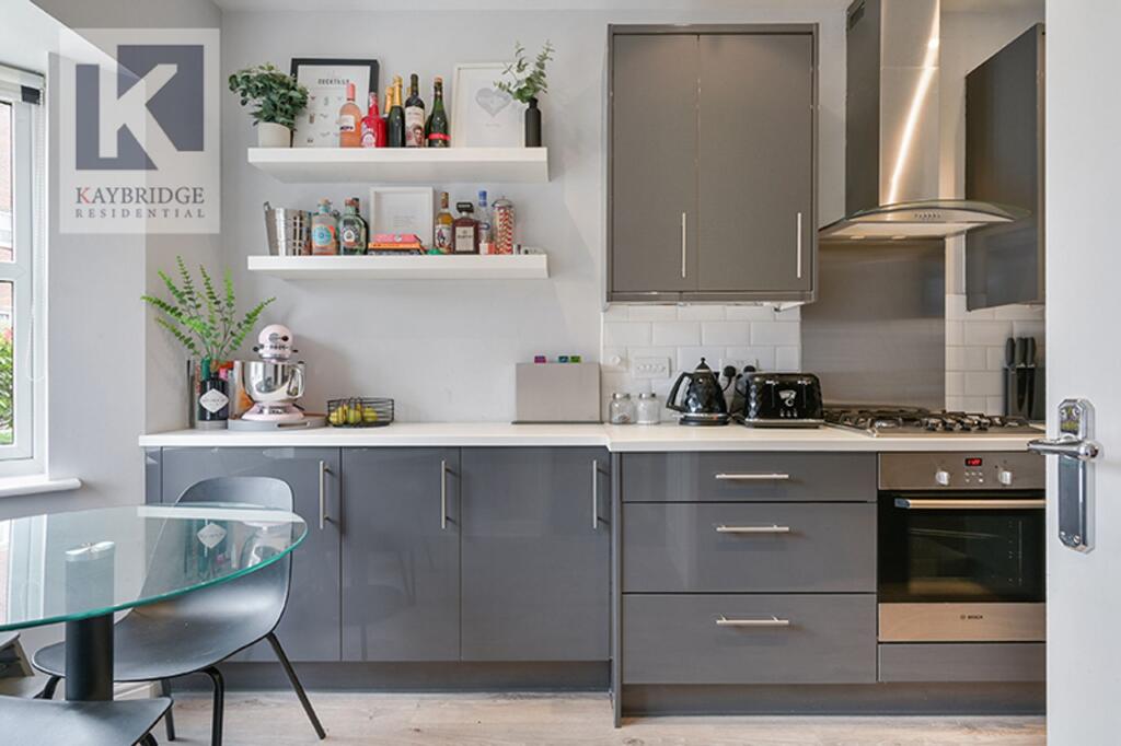 Silvergate Ruxley Lane, Epsom - KT19 9GZ