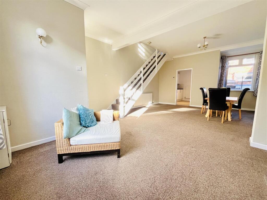 Living &amp; Dining Room