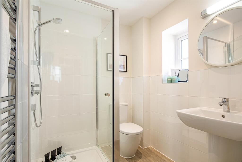 Ensuite Shower Room
