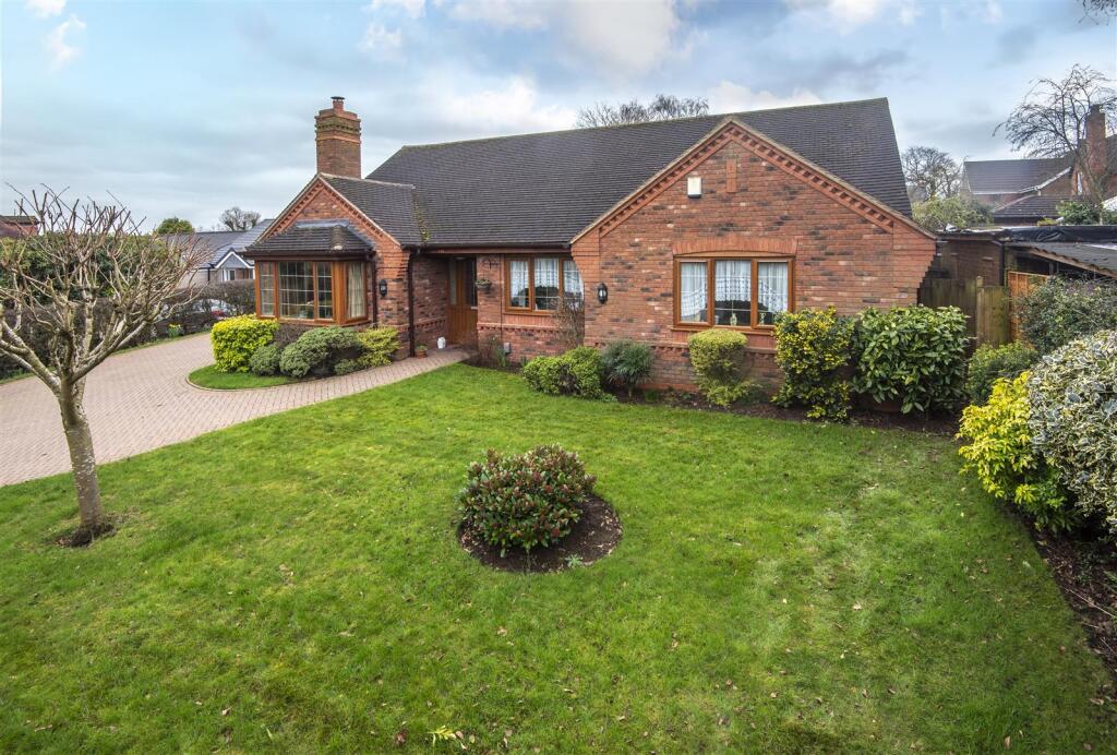 Front External 2.jpg