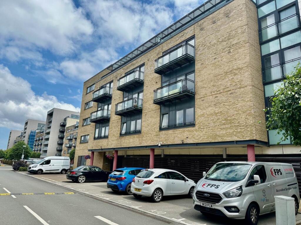 37 Aldernay-Building