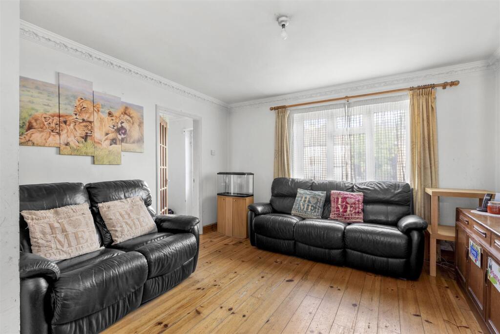 433 Micklefield Road, HP13 7HZ-6.jpg