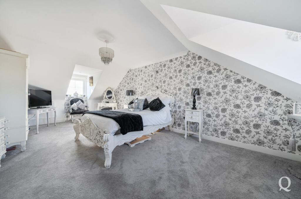 93b76e9f-5695-439...