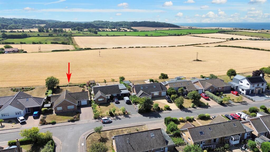 DJI_0260 with arrow.jpg