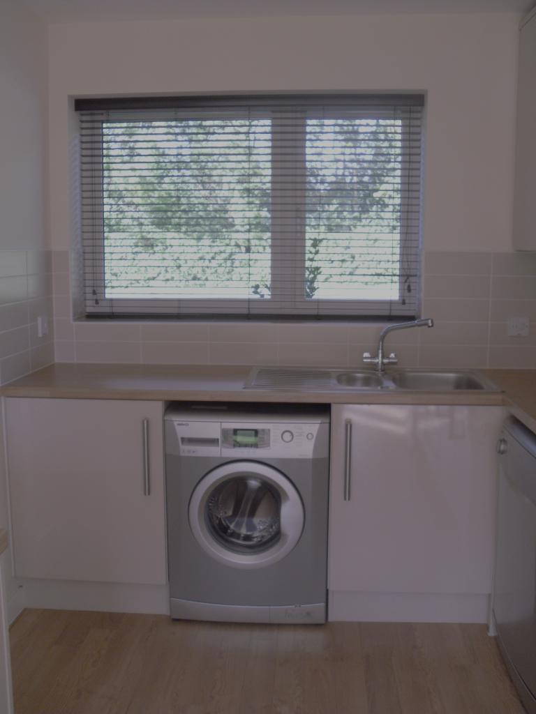 Kitchen (2)
