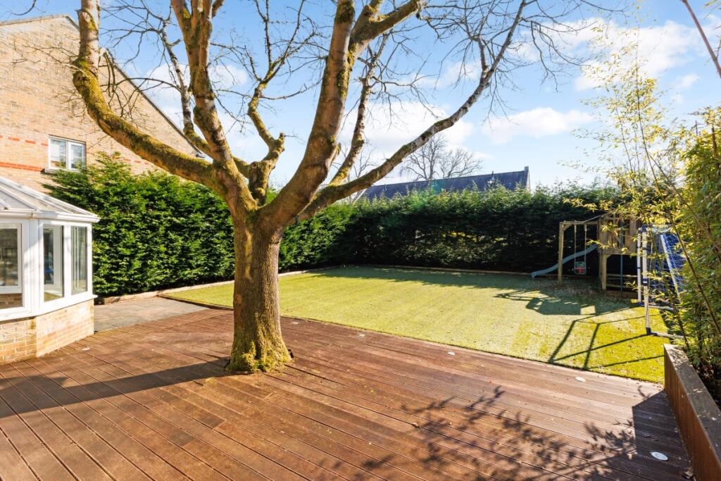 87241_10 Gowrie P...