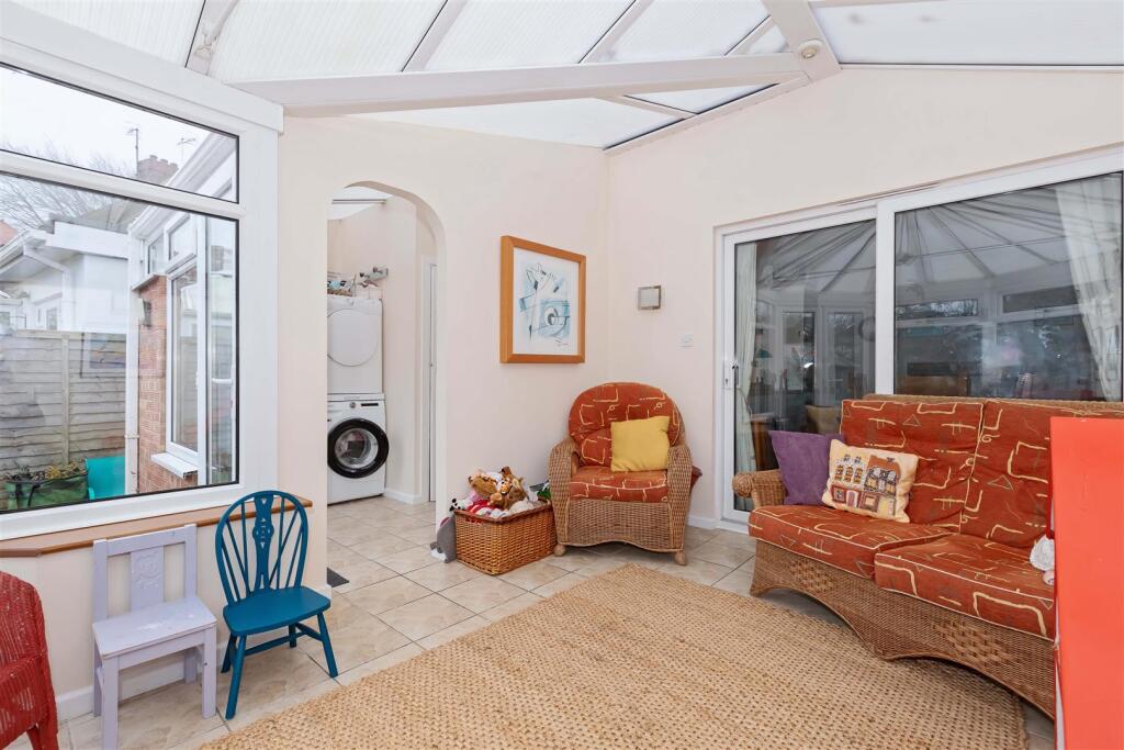 Parkfield Rd_22.jpg