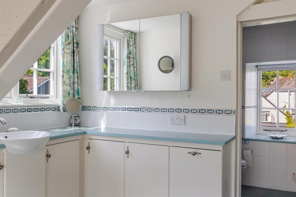 A24 - The Hermitage Ashprington Totnes - 250513.jp