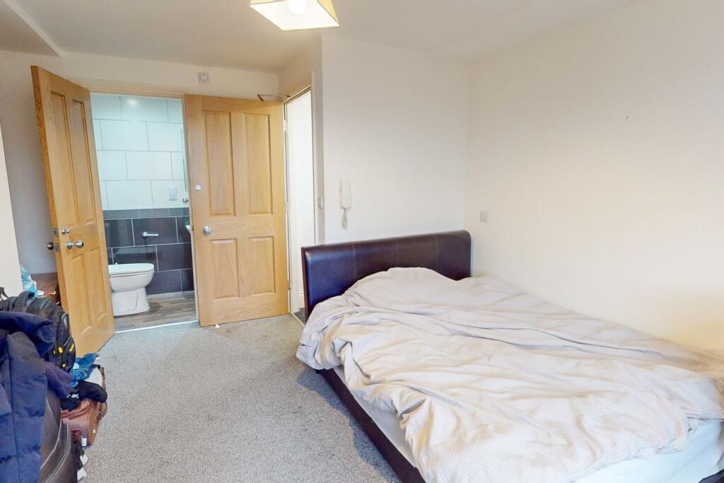 Student Digs - Kings