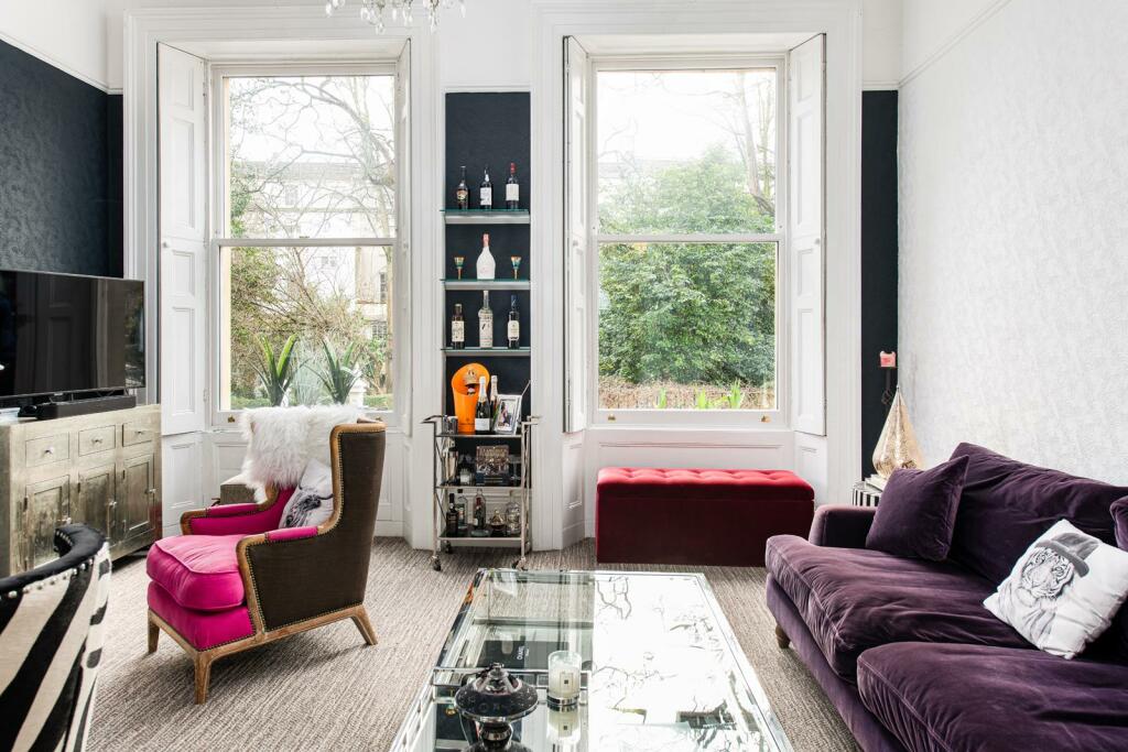 Sitting_Room_5.jpg