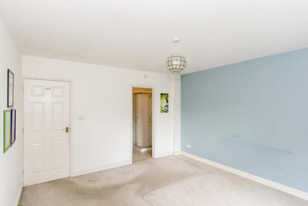 (Bedroom One Photo Two)