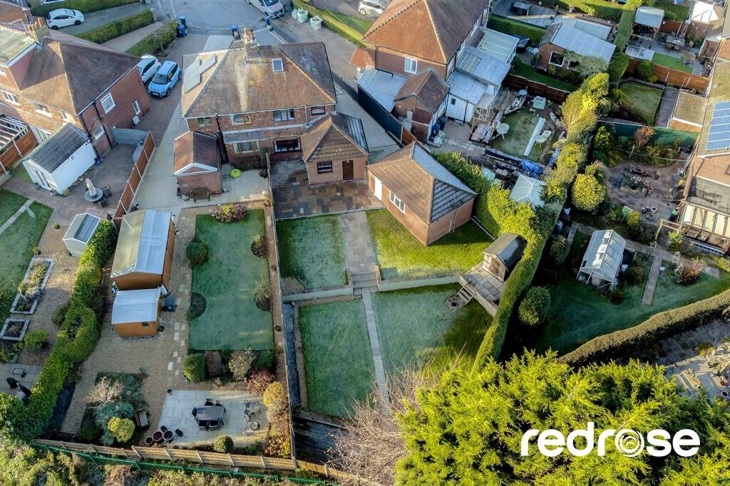 web_33 Clifton Av...