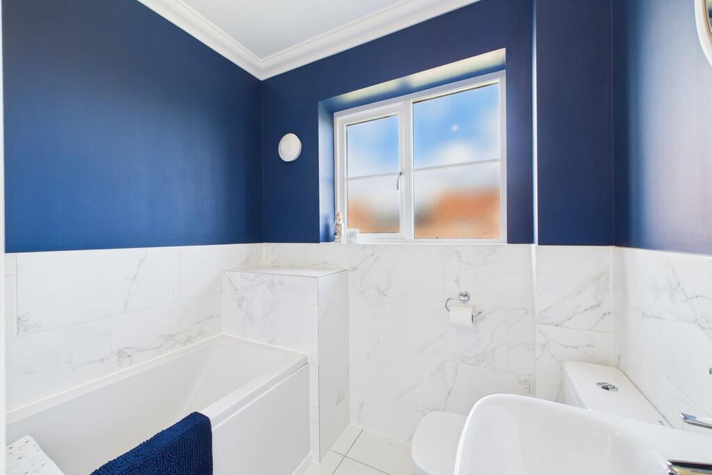 CAM01689G0-PR0489...