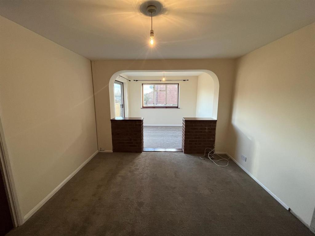 Wimborne Drive, Clifford Park - Lounge/Dining Room