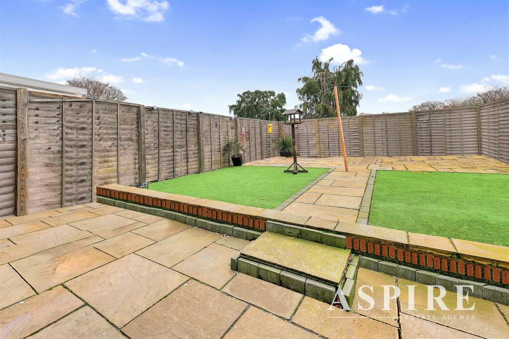 ASPIRE ESTATE AGENTS BENFLEET19.jpg