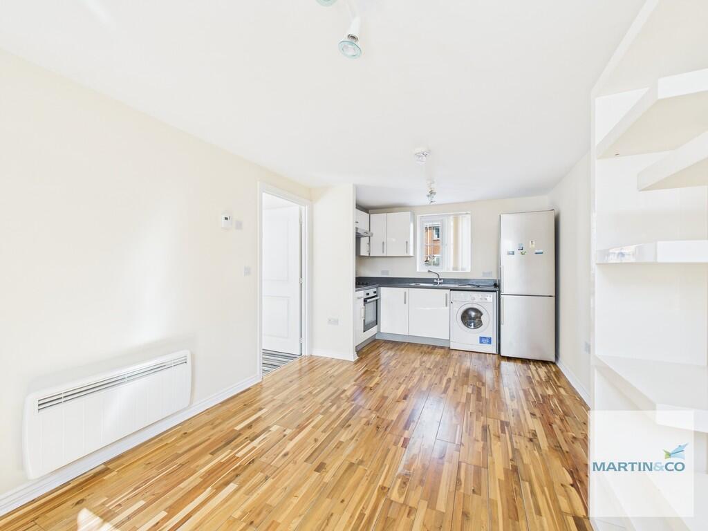 Lounge / Kitchen