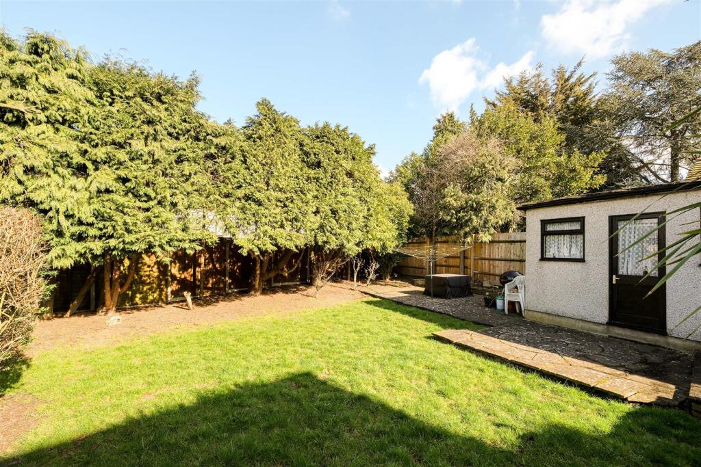 10, Priory Close-46.jpg