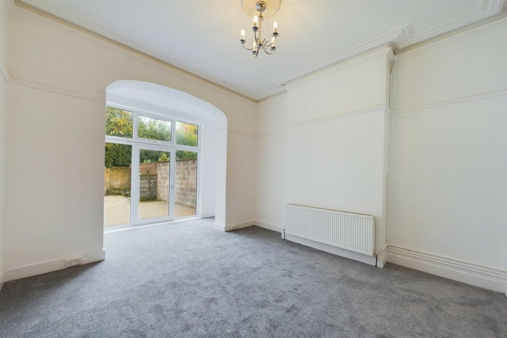 CAM01085G0-PR0450...