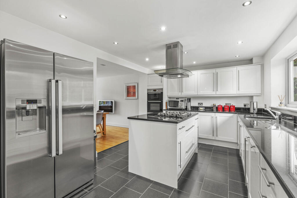 8 Spinfield Lane West, SL7 2DB (LOW RES)-15