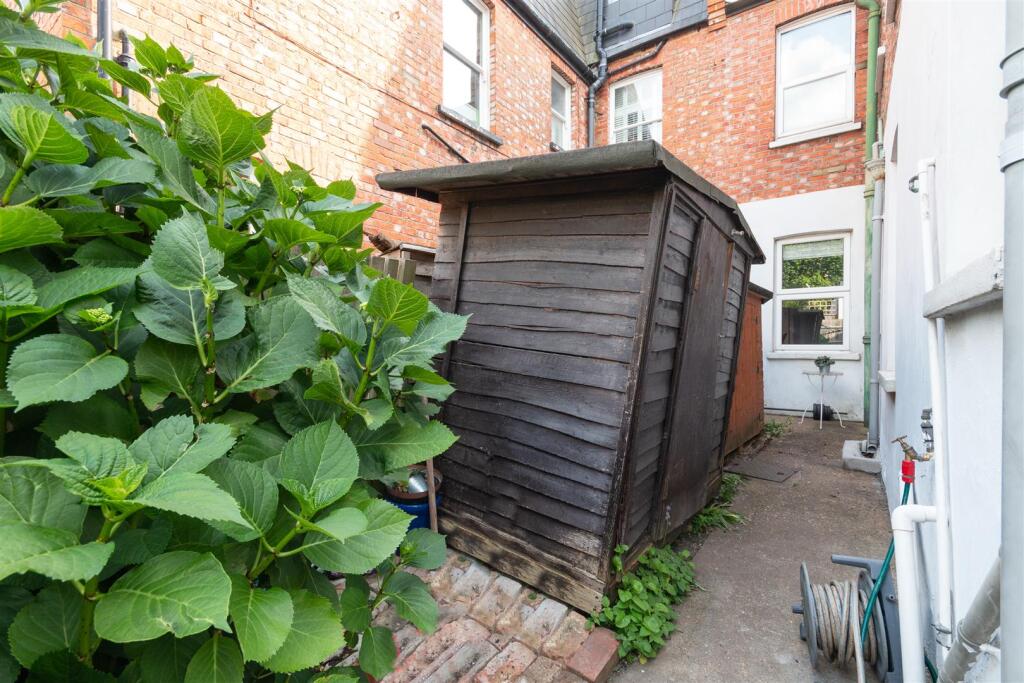 Shed