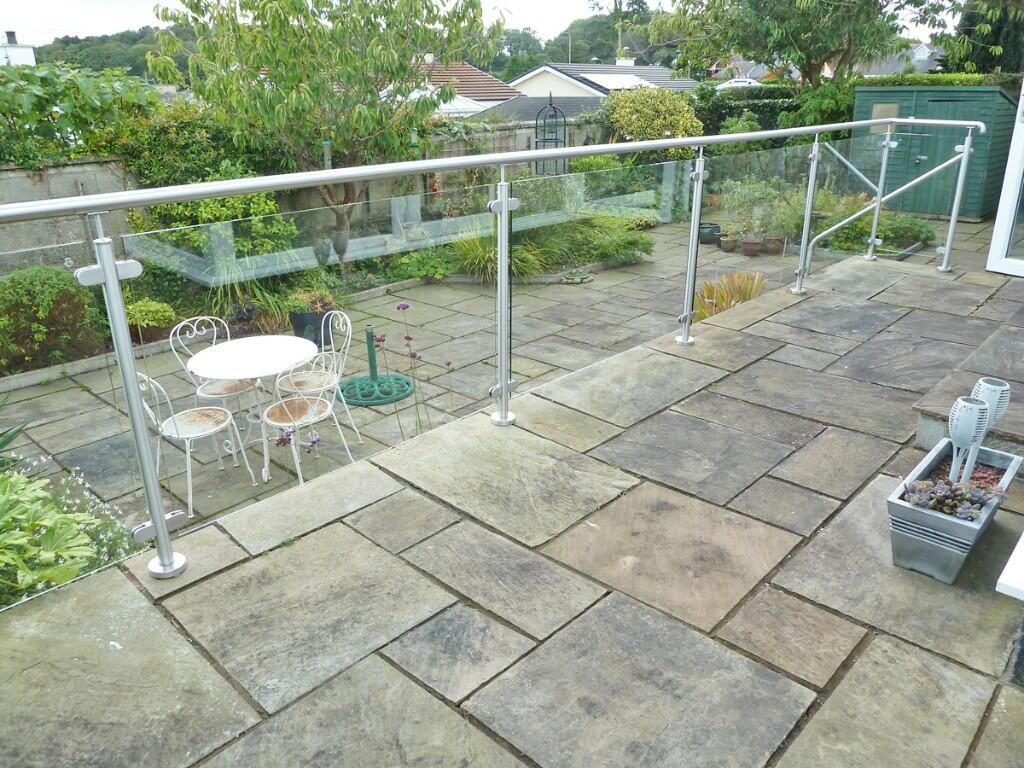 Raised terrace