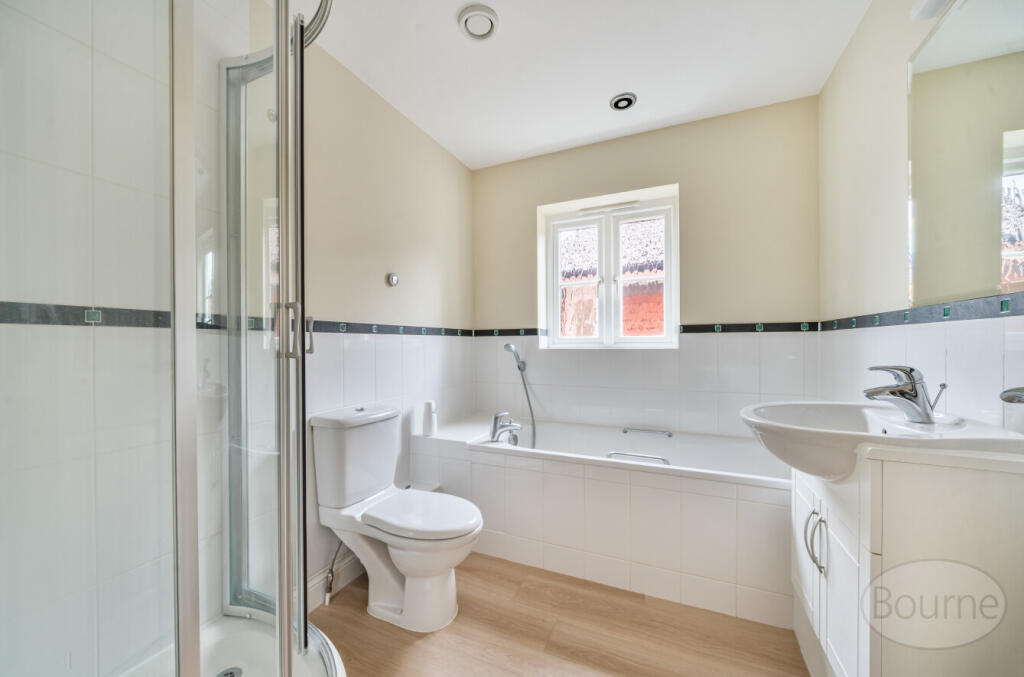 f4f98e82-2ed9-441...